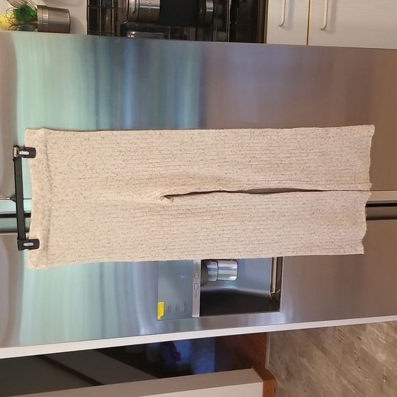 💕HEARTLOOM💕 Nikita Pant Oat Ribbed Soft & Cozy Wide Leg Sweatpants M NWT - Picture 9 of 14